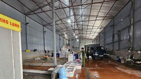 Bắc Ninh: Phát hiện cơ sở chế biến hải sản vi phạm an toàn thực phẩm