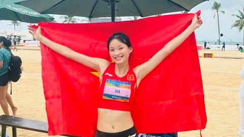 Tuyển thủ điền kinh Thúy Hằng giành huy chương vàng Đại hội thể thao bãi biển châu Á 2026