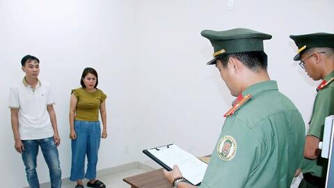 Bắt tạm giam cặp vợ chồng tổ chức cho người nước ngoài ở lại Việt Nam trái phép