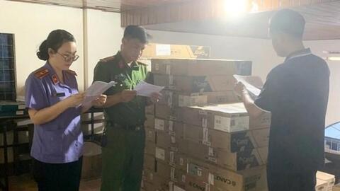 Khởi tố quản lý cửa hàng thay nhãn, giả xuất xứ bếp điện từ để trục lợi
