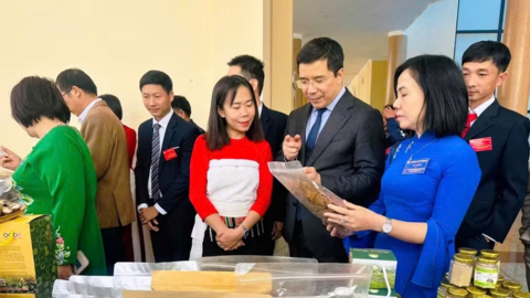 Chuyển đổi số ở vùng cao xứ Thanh: Người dân vùng biên bước vào đời sống số