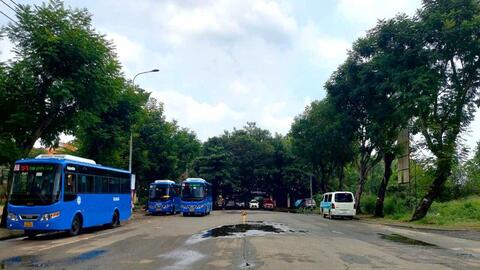 TPHCM xây cầu Vàm Thuật, người dân sắp thoát cảnh đi cầu sắt tạm