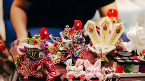 Thổi hồn di sản vào lân tí hon