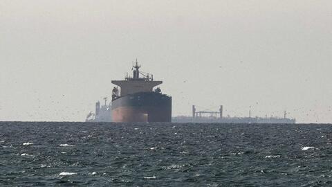 Iran cảnh báo tàu thuyền không đi chệch tuyến đường Hormuz do Tehran chỉ định