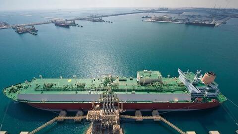 Nguồn cung dầu khó phục hồi ngay cả khi eo biển Hormuz mở cửa trở lại