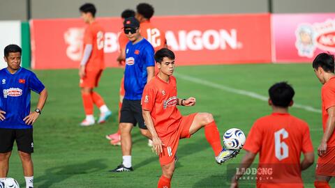 Hoàng Đức: Đội tuyển Việt Nam đang hoàn thiện lối chơi trước ASEAN Cup 2026