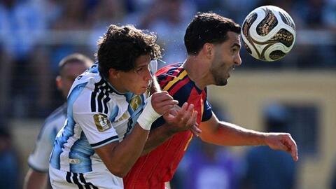 Cầu thủ Tây Ban Nha và Argentina tranh cãi gay gắt sau chung kết World Cup