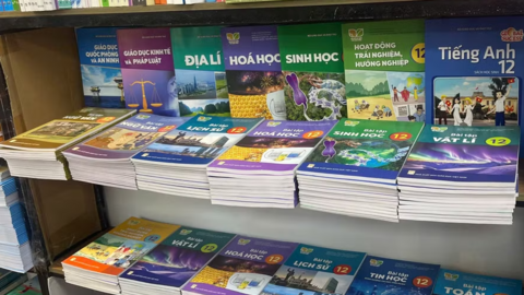 SGK năm học mới: Giảm giá 13,3%, sẵn sàng đến tay học sinh trước 15/8