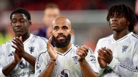 Hàng công vẫn là điểm nghẽn của Man United