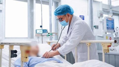 Cứu sống sản phụ sốt xuất huyết, băng huyết sau sinh và suy gan cấp