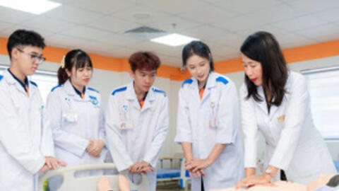 Bồi dưỡng nhân lực y học cổ truyền: Nâng tầm từ công nghệ