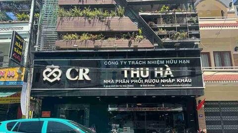 Xét xử vụ dán tem giả lên hơn 10.000 chai rượu ở Nha Trang