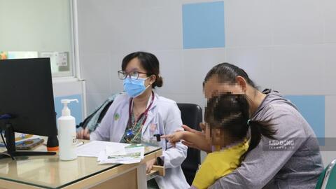 Bệnh hô hấp chiếm 60-70% trong khoảng 5.000 lượt khám tại Bệnh viện Nhi đồng 2