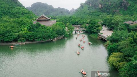 Ninh Bình: Mở rộng không gian phát triển du lịch từ vùng di sản đến biển