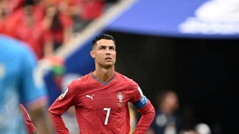 Mức phạt cho Ronaldo quá nhẹ so với quy định của bóng đá Việt Nam