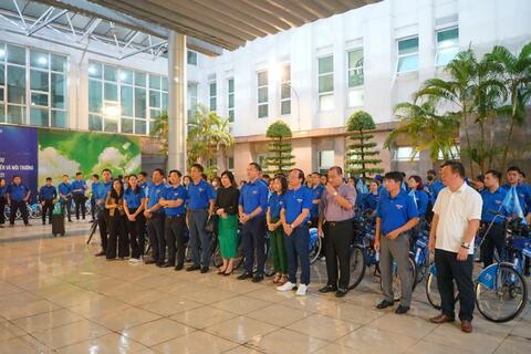 <a href="/trai-dat-xanh" title="Trái đất xanh" rel="dofollow">Trái đất xanh</a>