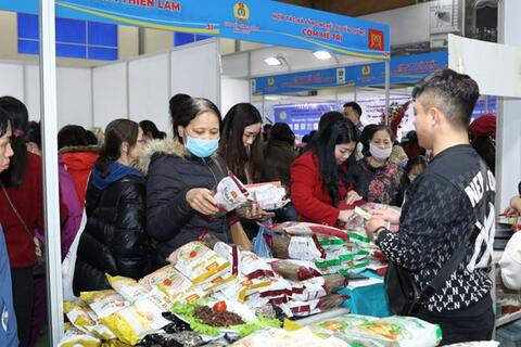 <a href="/thuong-hieu-xanh/giai-phap-doanh-nghiep" title="Giải pháp" rel="dofollow">Giải pháp</a>