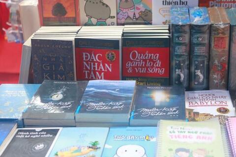 <a href="/van-hoa" title="Văn hóa" rel="dofollow">Văn hóa</a>