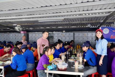<a href="/thuong-hieu-xanh" title="Thương hiệu xanh" rel="dofollow">Thương hiệu xanh</a>