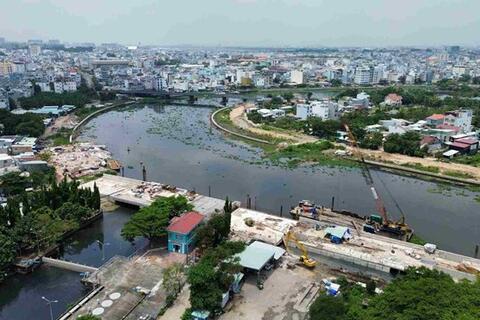 <a href="/thuong-hieu-xanh/tin-tuc/tin-trong-nuoc" title="Tin trong nước" rel="dofollow">Tin trong nước</a>