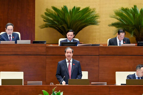 <a href="/thuong-hieu-xanh/doanh-nghiep" title="Doanh nghiệp" rel="dofollow">Doanh nghiệp</a>