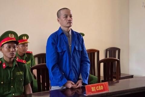 <a href="/phap-luat" title="Pháp luật" rel="dofollow">Pháp luật</a>