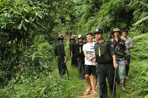 <a href="/phap-luat" title="Pháp luật" rel="dofollow">Pháp luật</a>