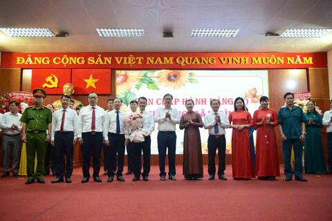 <a href="/thuong-hieu-xanh/tin-tuc/tin-trong-nuoc" title="Tin trong nước" rel="dofollow">Tin trong nước</a>