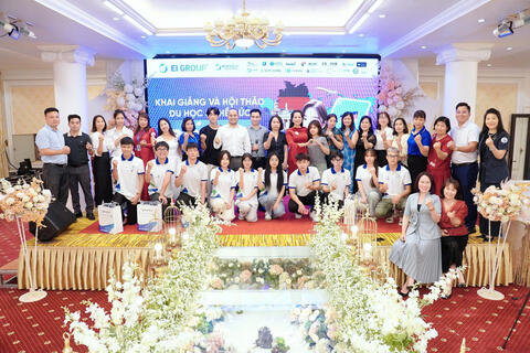 <a href="/thuong-hieu-xanh/doanh-nghiep" title="Doanh nghiệp" rel="dofollow">Doanh nghiệp</a>