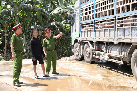 <a href="/phap-luat" title="Pháp luật" rel="dofollow">Pháp luật</a>