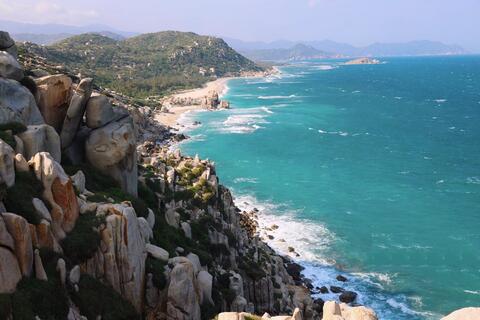<a href="/du-lich" title="Du lịch" rel="dofollow">Du lịch</a>