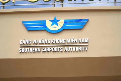 <a href="/tin-tuc" title="Tin tức" rel="dofollow">Tin tức</a>