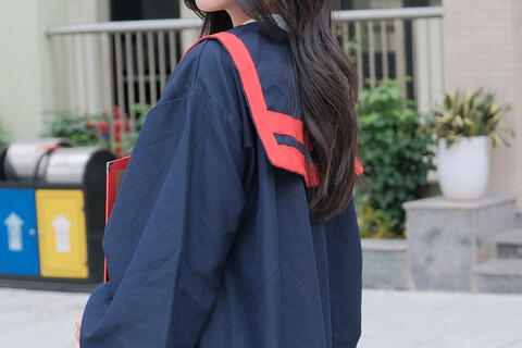 <a href="/song-xanh/giao-duc" title="Giáo dục" rel="dofollow">Giáo dục</a>