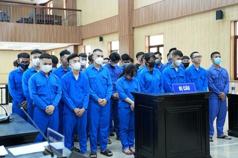 <a href="/phap-luat" title="Pháp luật" rel="dofollow">Pháp luật</a>