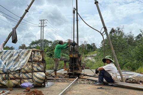 <a href="/thuong-hieu-xanh/tin-tuc/tin-trong-nuoc" title="Tin trong nước" rel="dofollow">Tin trong nước</a>