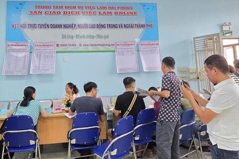 <a href="/thuong-hieu-xanh" title="Thương hiệu xanh" rel="dofollow">Thương hiệu xanh</a>