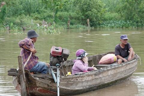 <a href="/thuong-hieu-xanh/tin-tuc/tin-trong-nuoc" title="Tin trong nước" rel="dofollow">Tin trong nước</a>