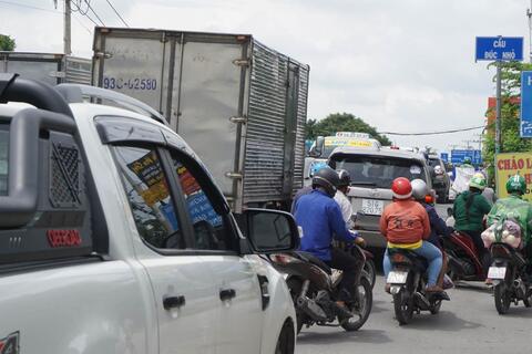 <a href="/thuong-hieu-xanh/tin-tuc/tin-trong-nuoc" title="Tin trong nước" rel="dofollow">Tin trong nước</a>