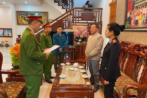 <a href="/phap-luat" title="Pháp luật" rel="dofollow">Pháp luật</a>