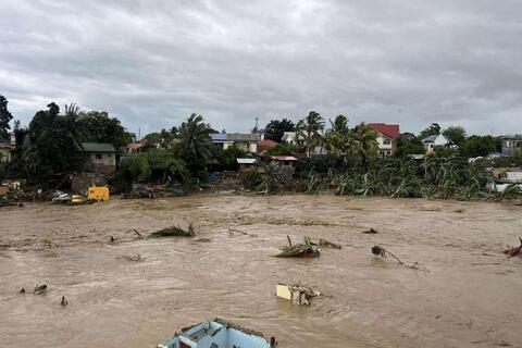 <a href="/trai-dat-xanh" title="Trái đất xanh" rel="dofollow">Trái đất xanh</a>