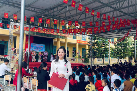 <a href="/song-xanh/giao-duc" title="Giáo dục" rel="dofollow">Giáo dục</a>