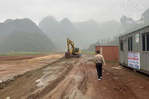 <a href="/thuong-hieu-xanh/doanh-nhan" title="Doanh nhân" rel="dofollow">Doanh nhân</a>