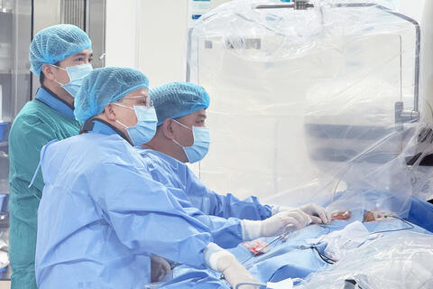 <a href="/thuong-hieu-xanh/van-de-hom-nay/moi-truong" title="Y tế" rel="dofollow">Y tế</a>