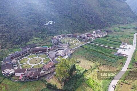 <a href="/van-de-hom-nay" title="Vấn đề hôm nay" rel="dofollow">Vấn đề hôm nay</a>