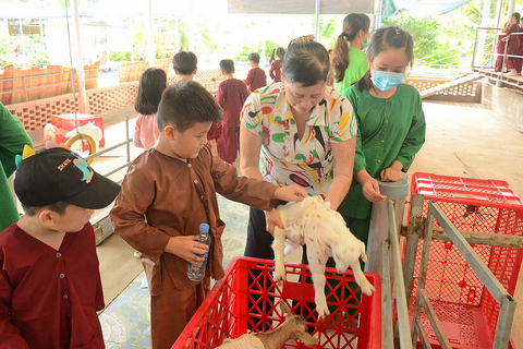 <a href="/van-de-hom-nay/ocop" title="OCOP" rel="dofollow">OCOP</a>