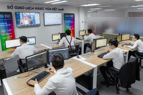 <a href="/thuong-hieu-xanh/doanh-nghiep" title="Doanh nghiệp" rel="dofollow">Doanh nghiệp</a>