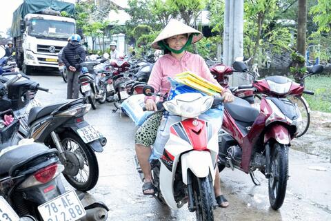 <a href="/thuong-hieu-xanh/doanh-nghiep" title="Doanh nghiệp" rel="dofollow">Doanh nghiệp</a>