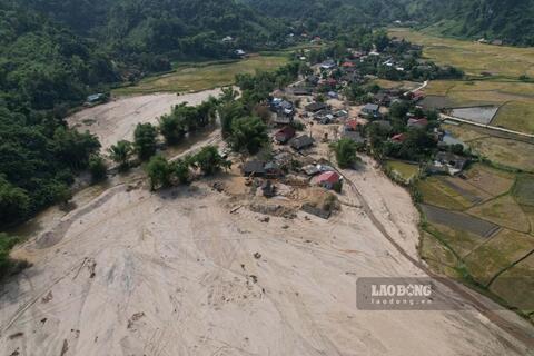 <a href="/thuong-hieu-xanh/tin-tuc/tin-trong-nuoc" title="Tin trong nước" rel="dofollow">Tin trong nước</a>