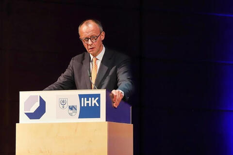 <a href="/tin-tuc/tin-quoc-te" title="Tin quốc tế" rel="dofollow">Tin quốc tế</a>