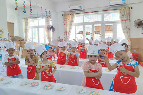 <a href="/song-xanh/giao-duc" title="Giáo dục" rel="dofollow">Giáo dục</a>